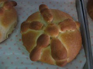 Easy recipe for pan de muerto day of the dead bread
